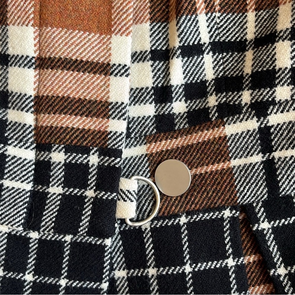 L.A.M.B. Wool Y2K Blazer. Vintage Fall 2007 collection. - Picture 6 of 16